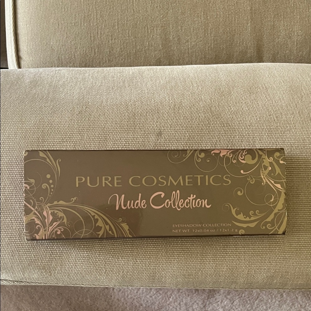 PLUME COSMETICS Nude Collection Eyeshadow Set